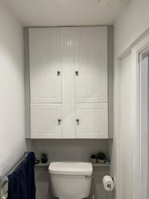 Gorgeous 2 Bedroom Flat In Charming Swiss Cottage Londen Buitenkant foto